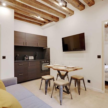 Authentic Apartment - 1Br-4P - Le Marais Париж Екстериор снимка