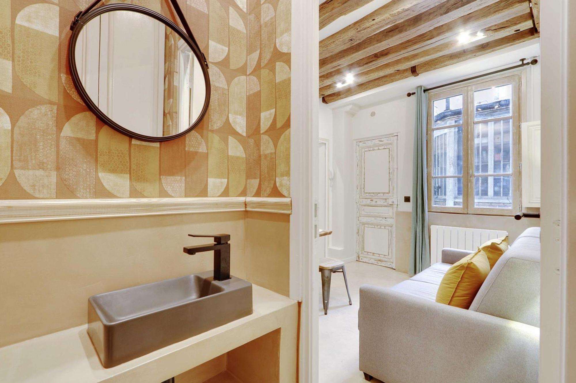 Authentic Apartment - 1Br-4P - Le Marais Париж Екстериор снимка